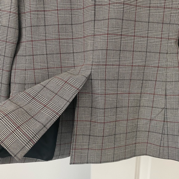 H&M Women’s Striped Blazer - Picture 5 of 5